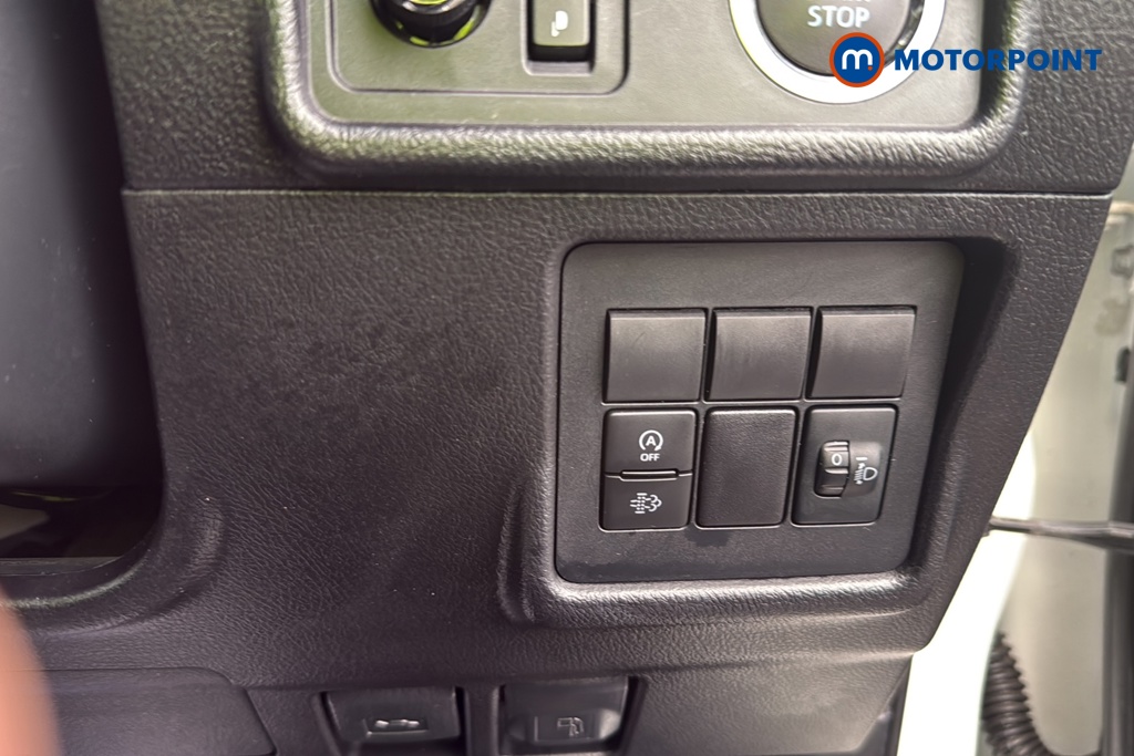 Toyota Land Cruiser Active Automatic Diesel SUV - Stock Number (1630473) - 11th supplementary image