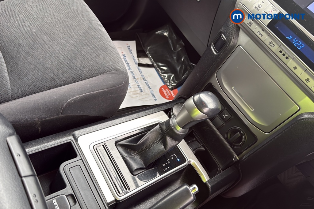 Toyota Land Cruiser Active Automatic Diesel SUV - Stock Number (1630473) - 15th supplementary image