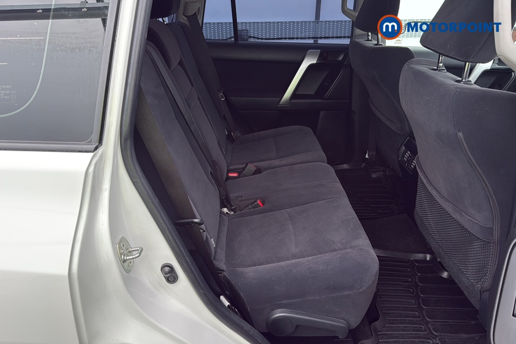 Toyota Land Cruiser Active Automatic Diesel SUV - Stock Number (1630473) - 25th supplementary image