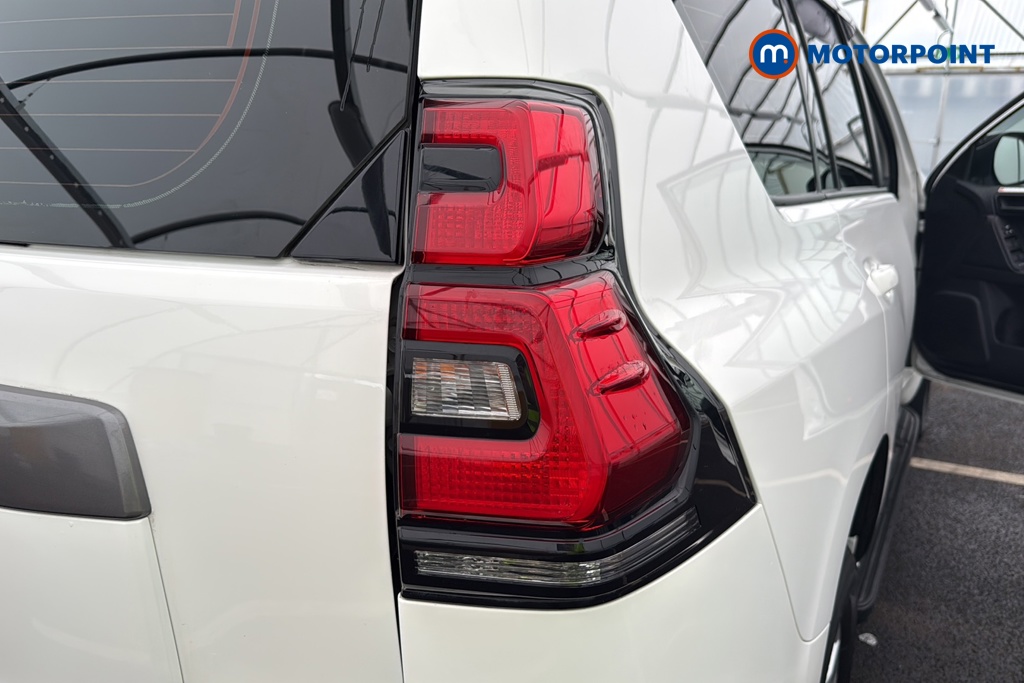 Toyota Land Cruiser Active Automatic Diesel SUV - Stock Number (1630473) - 36th supplementary image