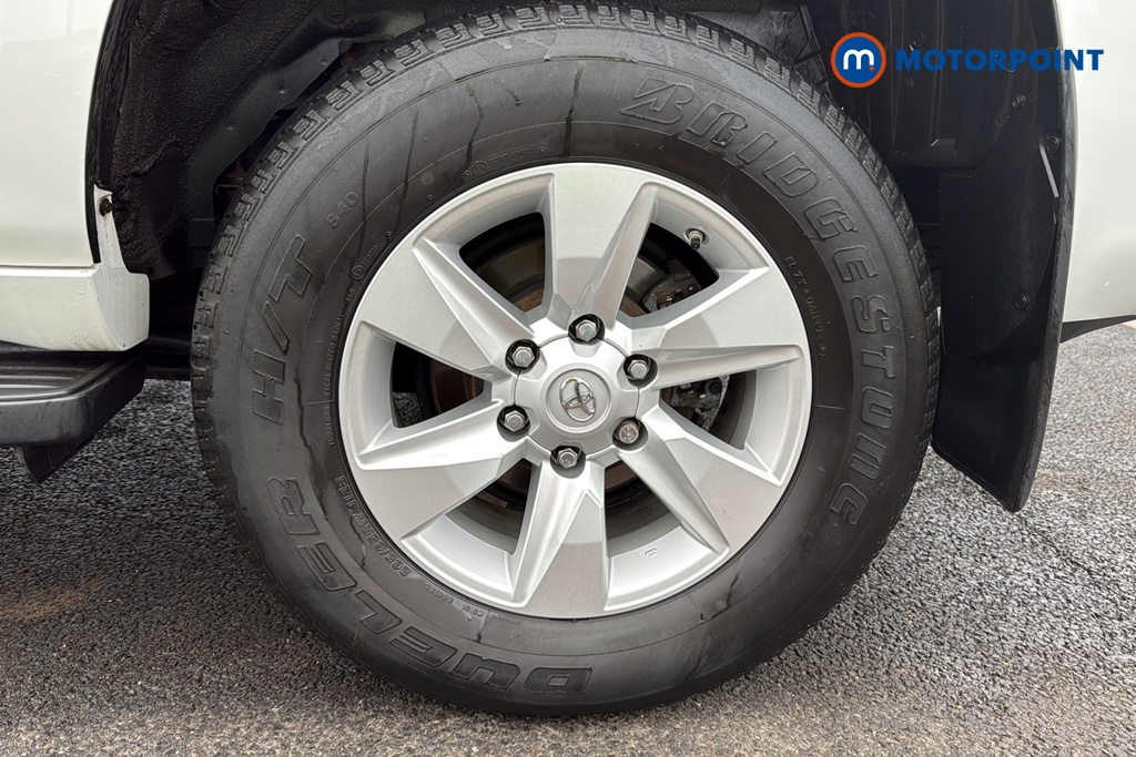 Toyota Land Cruiser Active Automatic Diesel SUV - Stock Number (1630473) - 45th supplementary image