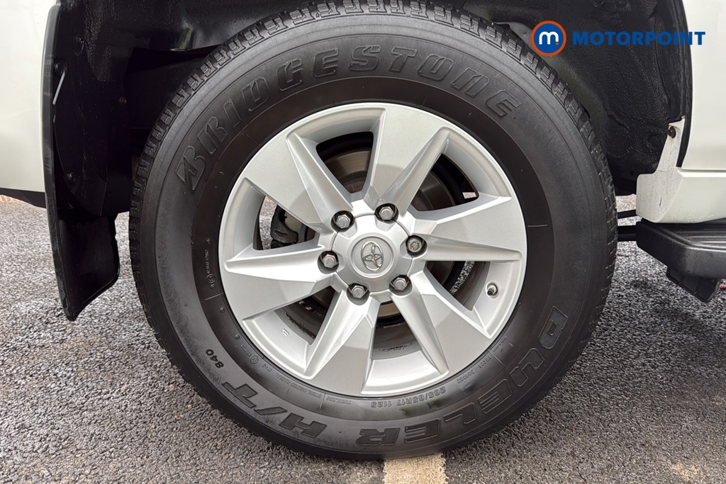 Toyota Land Cruiser Active Automatic Diesel SUV - Stock Number (1630473) - 46th supplementary image