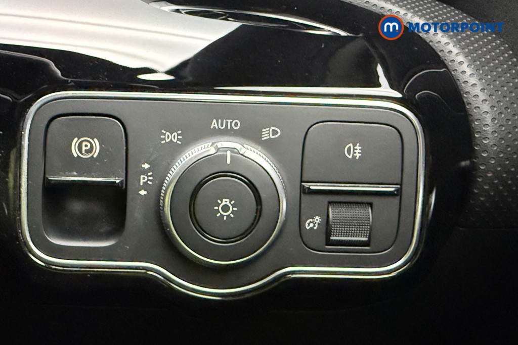 Mercedes-Benz A Class Amg Line Automatic Petrol Hatchback - Stock Number (1630559) - 21st supplementary image