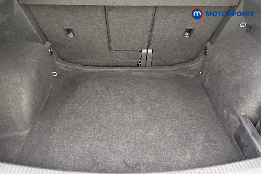 Volkswagen Tiguan R-Line Automatic Diesel SUV - Stock Number (1630803) - 8th supplementary image