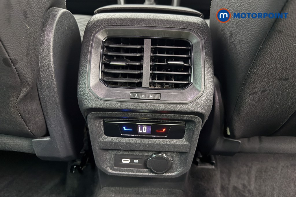 Volkswagen Tiguan R-Line Automatic Diesel SUV - Stock Number (1630803) - 13th supplementary image