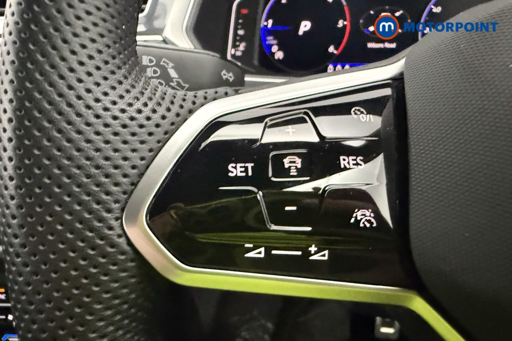 Volkswagen Tiguan R-Line Automatic Diesel SUV - Stock Number (1630803) - 20th supplementary image