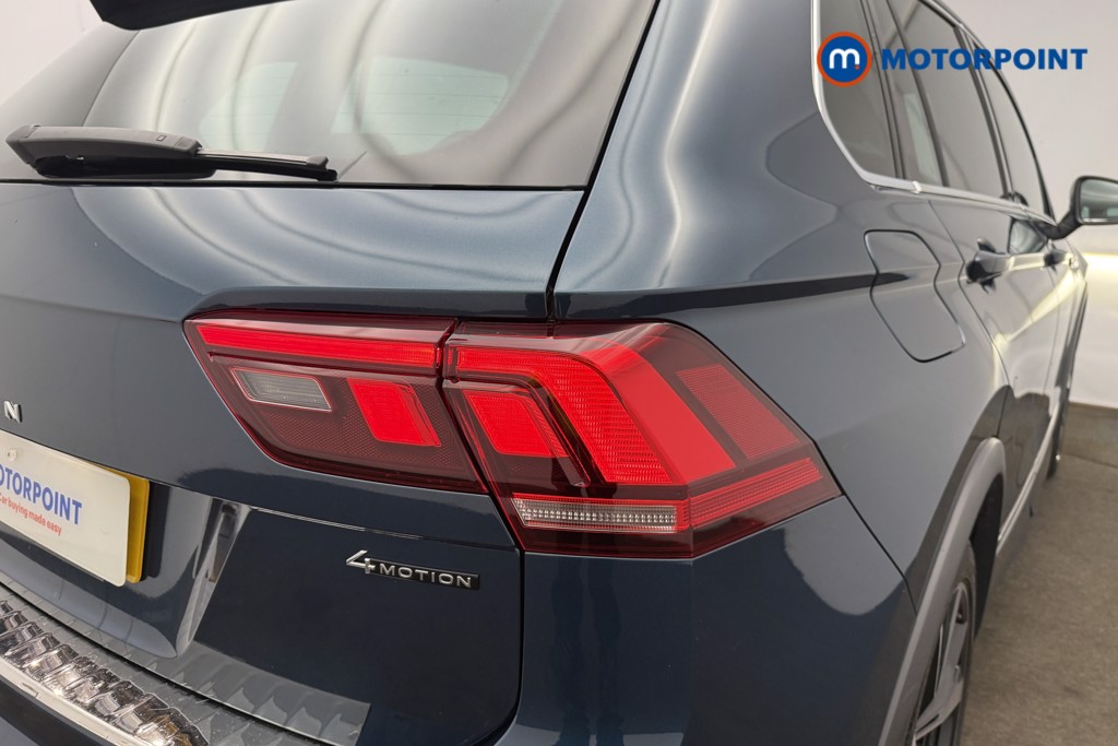 Volkswagen Tiguan R-Line Automatic Diesel SUV - Stock Number (1630803) - 29th supplementary image