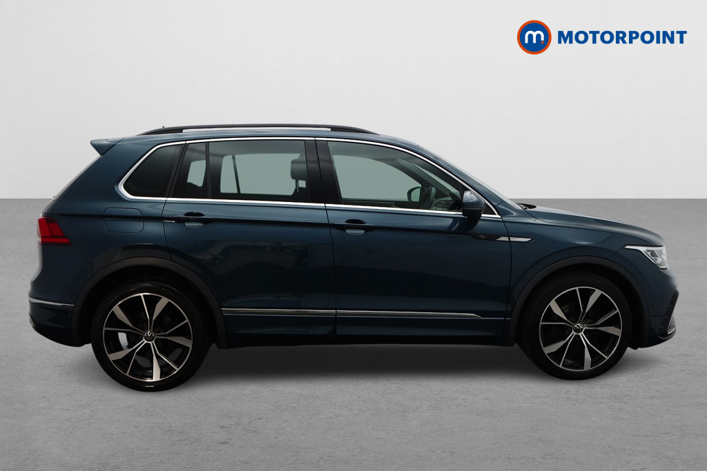 Volkswagen Tiguan R-Line Automatic Diesel SUV - Stock Number (1630803) - Drivers side