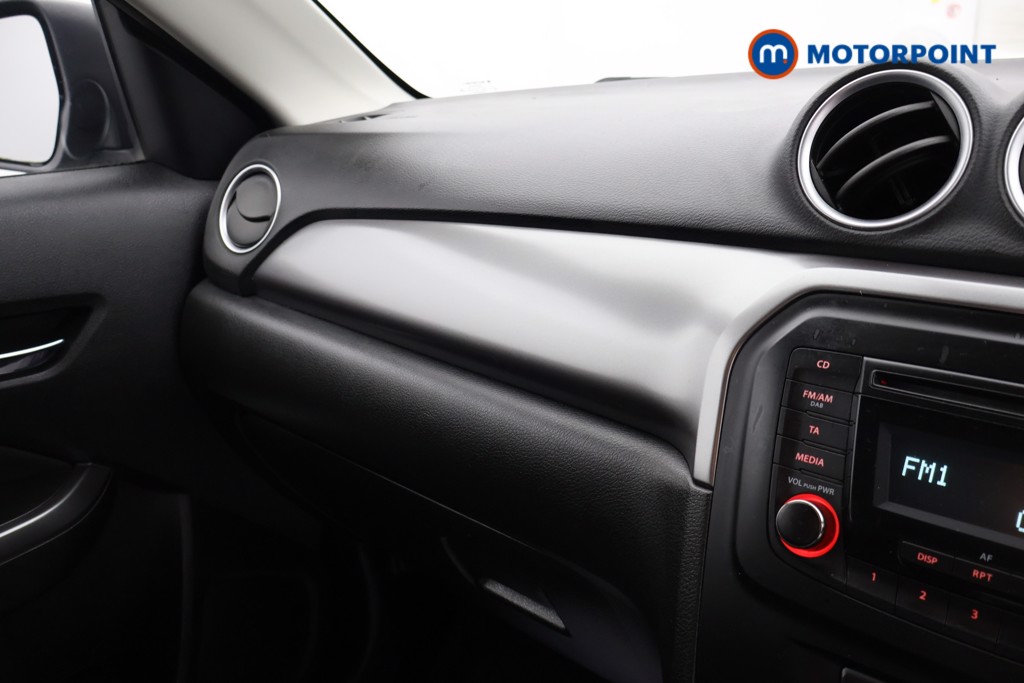 Suzuki Vitara SZ4 Manual Petrol SUV - Stock Number (1630908) - 9th supplementary image