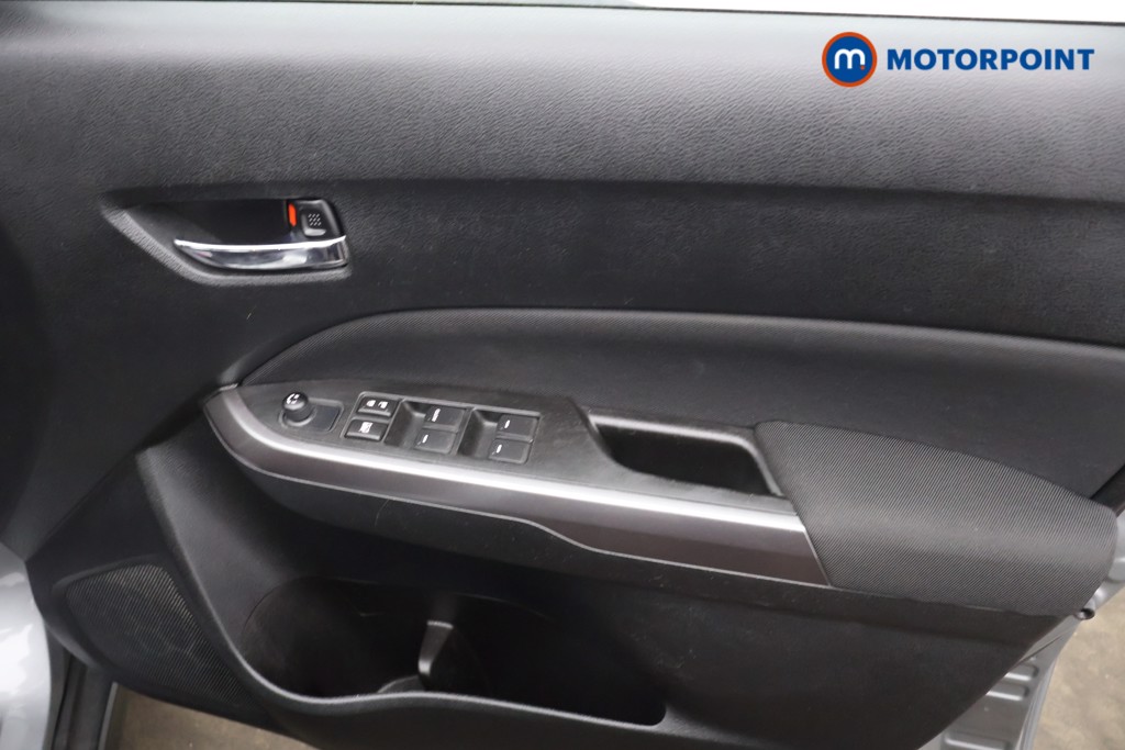Suzuki Vitara SZ4 Manual Petrol SUV - Stock Number (1630908) - 11th supplementary image