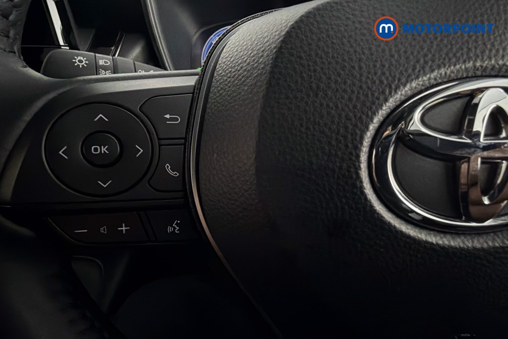 Toyota Corolla Excel Automatic Petrol-Electric Hybrid Hatchback - Stock Number (1632163) - 4th supplementary image