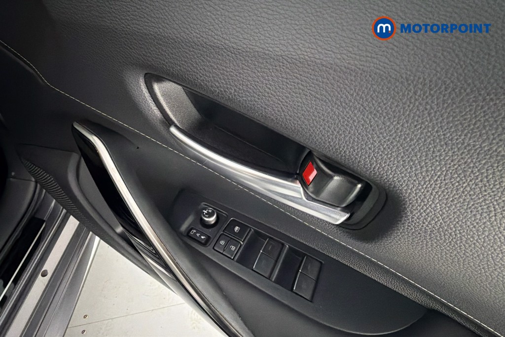 Toyota Corolla Excel Automatic Petrol-Electric Hybrid Hatchback - Stock Number (1632163) - 19th supplementary image