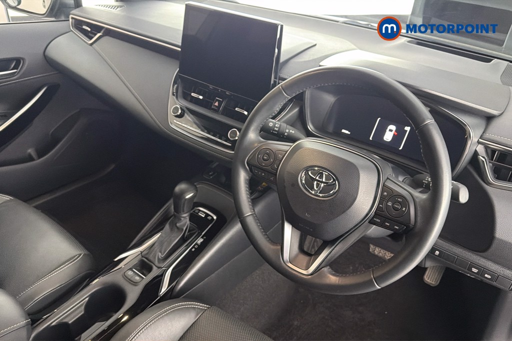 Toyota Corolla Excel Automatic Petrol-Electric Hybrid Hatchback - Stock Number (1632163) - 1st supplementary image