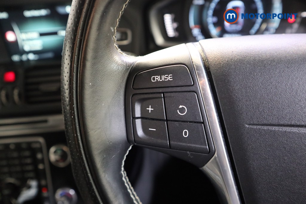 Volvo Xc60 R Design Nav Automatic Diesel SUV - Stock Number (1632301) - 3rd supplementary image