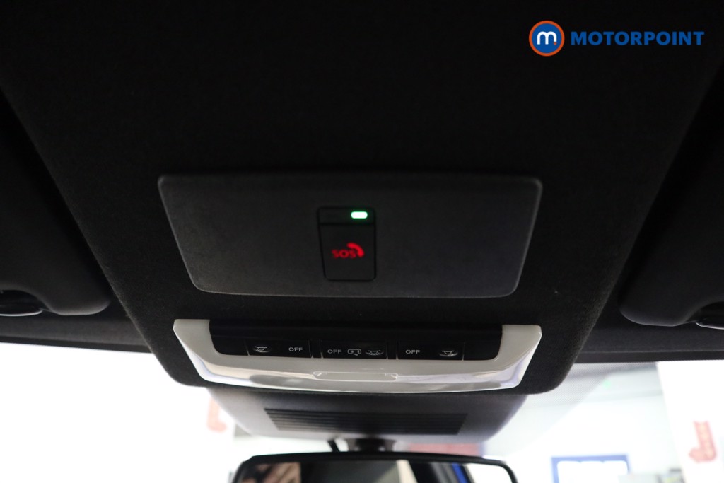 Nissan Juke N-Connecta Manual Petrol SUV - Stock Number (1632316) - 11th supplementary image