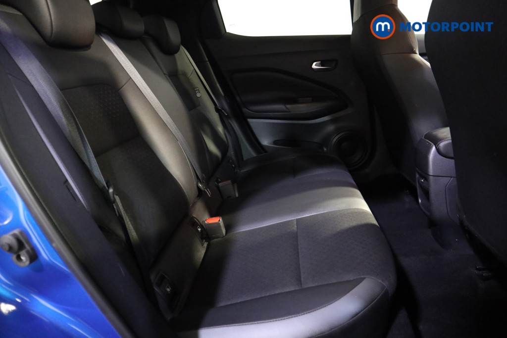 Nissan Juke N-Connecta Manual Petrol SUV - Stock Number (1632316) - 15th supplementary image