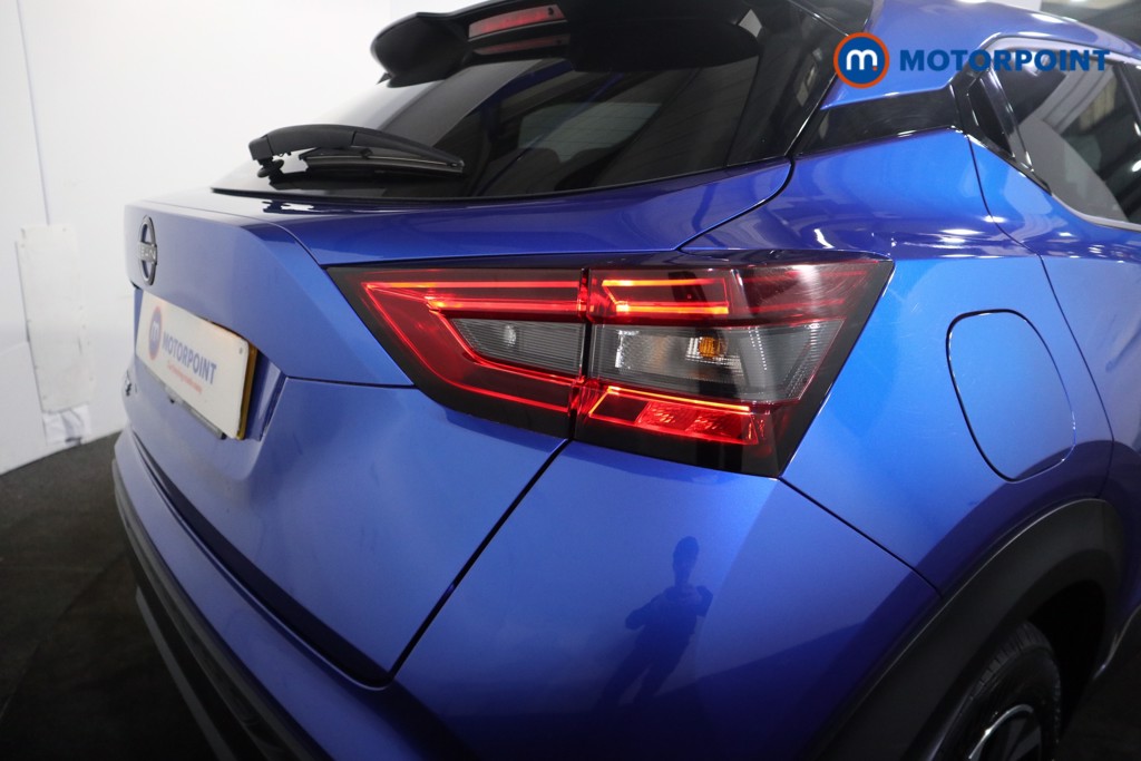 Nissan Juke N-Connecta Manual Petrol SUV - Stock Number (1632316) - 27th supplementary image