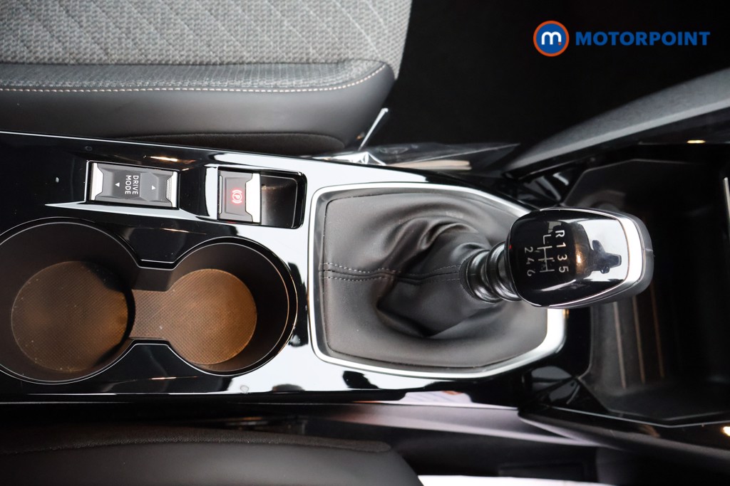 Peugeot 208 Allure Manual Petrol Hatchback - Stock Number (1632549) - 8th supplementary image