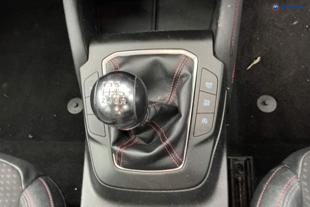 Ford Focus St-Line X Manual Petrol Hatchback - Stock Number (1632694) - 16th supplementary image