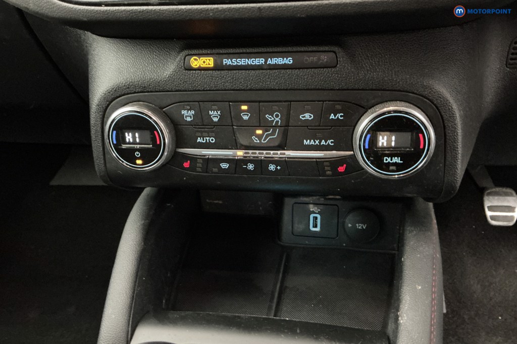 Ford Focus St-Line X Manual Petrol Hatchback - Stock Number (1632694) - 17th supplementary image