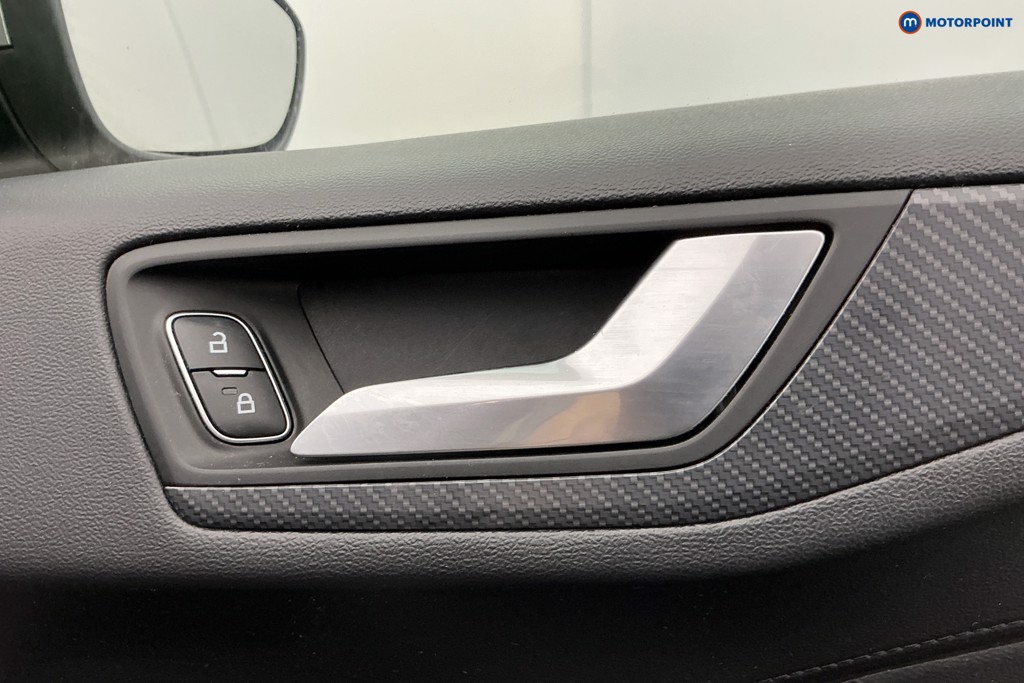 Ford Focus St-Line X Manual Petrol Hatchback - Stock Number (1632694) - 26th supplementary image