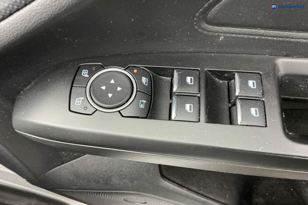 Ford Focus St-Line X Manual Petrol Hatchback - Stock Number (1632694) - 27th supplementary image