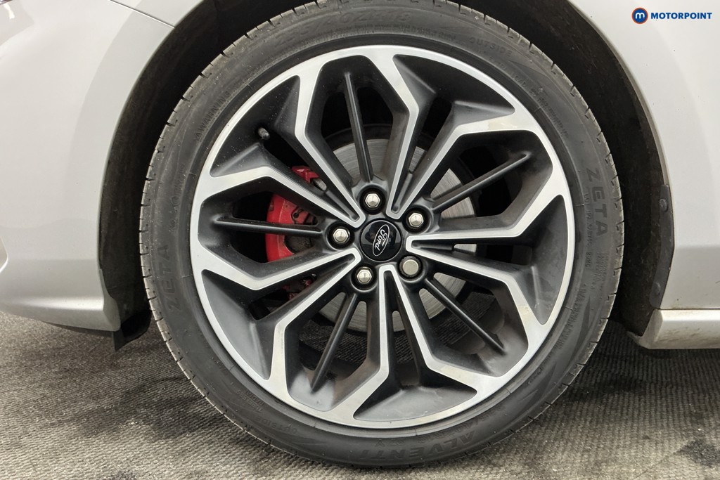 Ford Focus St-Line X Manual Petrol Hatchback - Stock Number (1632694) - 33rd supplementary image