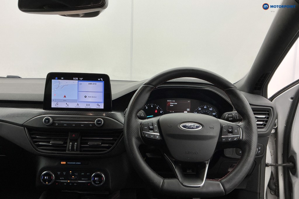Ford Focus St-Line X Manual Petrol Hatchback - Stock Number (1632694) - 1st supplementary image