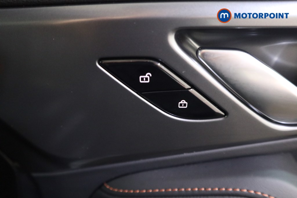 Mg Motor Uk HS Trophy Automatic Petrol-Electric Hybrid SUV - Stock Number (1632802) - 12th supplementary image