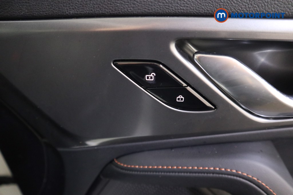 Mg Motor Uk HS Trophy Automatic Petrol-Electric Hybrid SUV - Stock Number (1632838) - 12th supplementary image