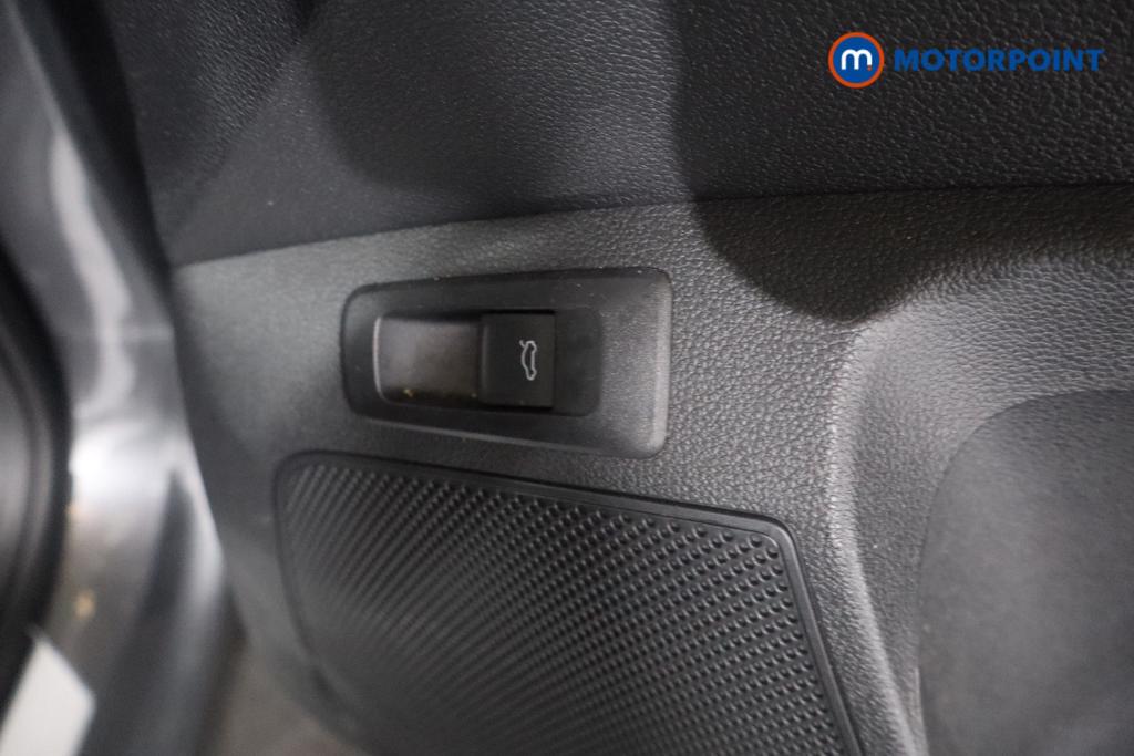 Skoda Karoq Sportline Edition Automatic Petrol SUV - Stock Number (1633100) - 12th supplementary image