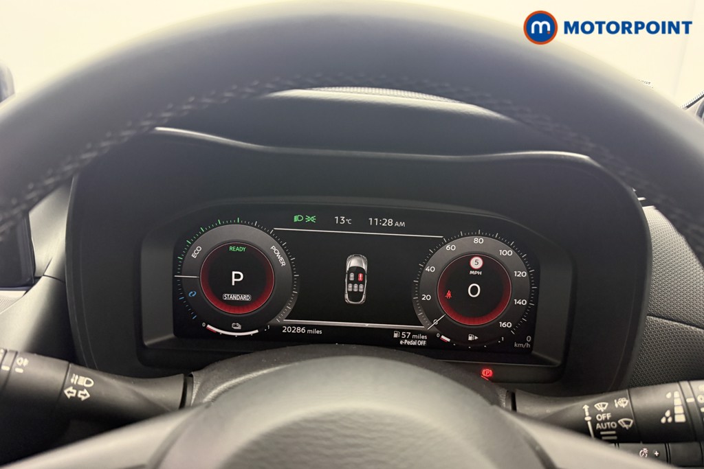 Nissan Juke N-Connecta Automatic Petrol-Electric Hybrid SUV - Stock Number (1633103) - 4th supplementary image