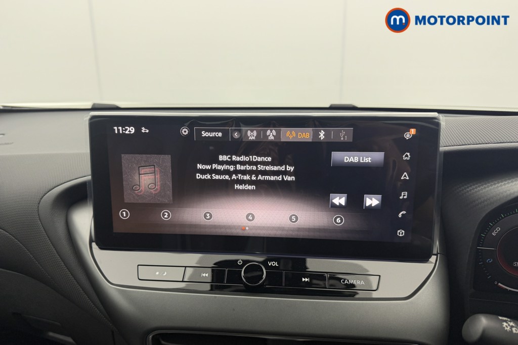 Nissan Juke N-Connecta Automatic Petrol-Electric Hybrid SUV - Stock Number (1633103) - 13th supplementary image