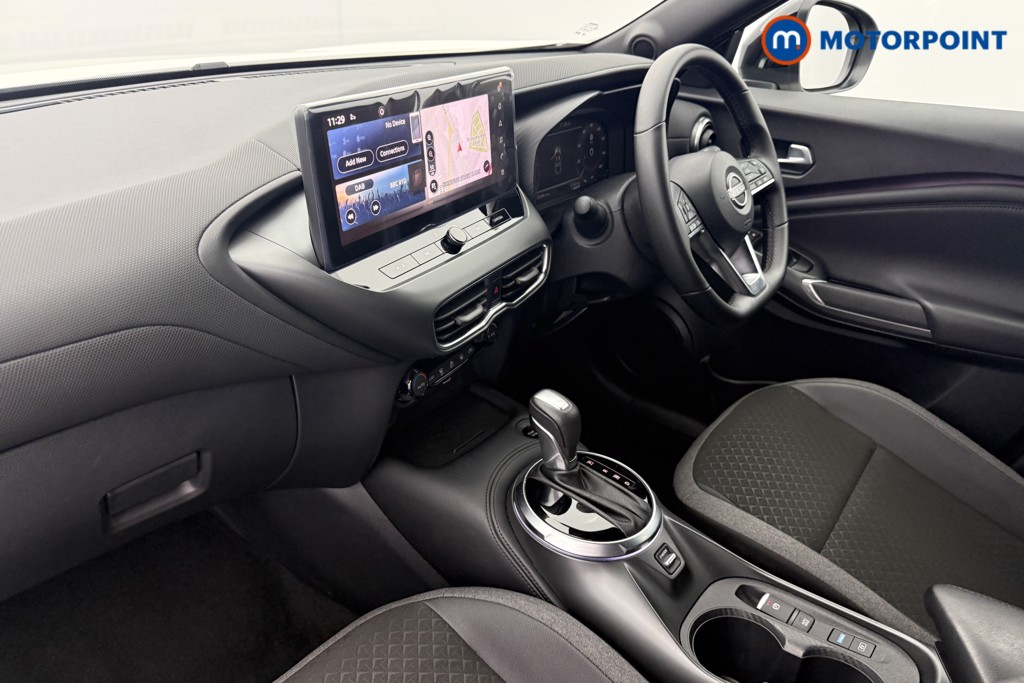 Nissan Juke N-Connecta Automatic Petrol-Electric Hybrid SUV - Stock Number (1633103) - 21st supplementary image