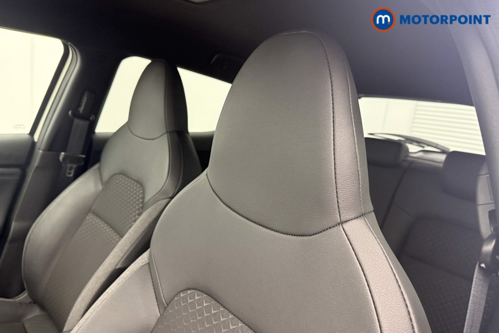 Nissan Juke N-Connecta Automatic Petrol-Electric Hybrid SUV - Stock Number (1633103) - 22nd supplementary image