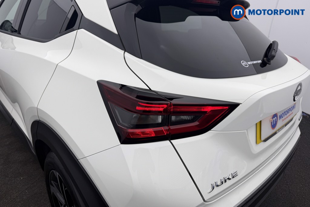 Nissan Juke N-Connecta Automatic Petrol-Electric Hybrid SUV - Stock Number (1633103) - 24th supplementary image