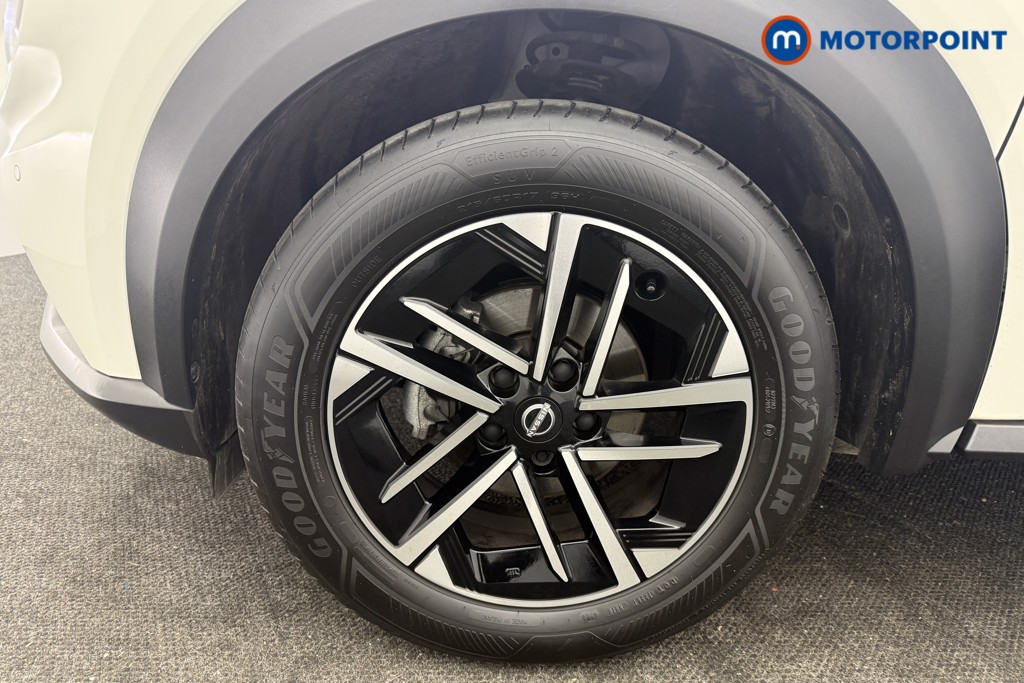 Nissan Juke N-Connecta Automatic Petrol-Electric Hybrid SUV - Stock Number (1633103) - 29th supplementary image