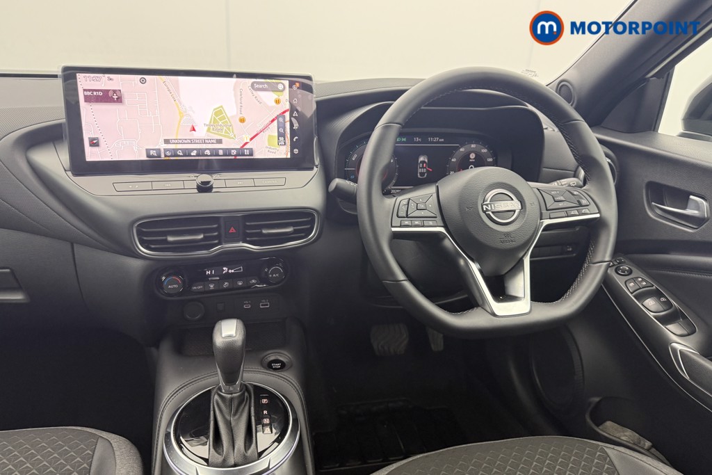 Nissan Juke N-Connecta Automatic Petrol-Electric Hybrid SUV - Stock Number (1633103) - 1st supplementary image