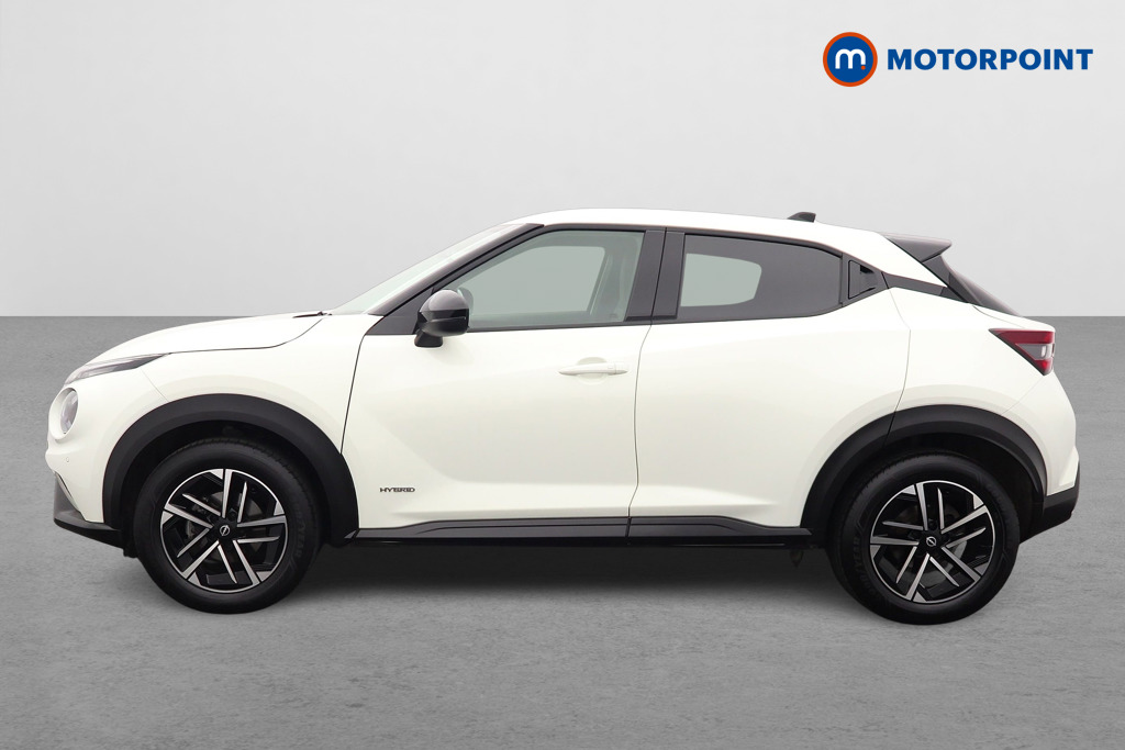 Nissan Juke N-Connecta Automatic Petrol-Electric Hybrid SUV - Stock Number (1633103) - Passenger side