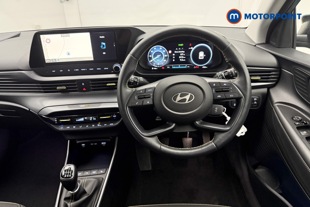 Hyundai I20 Premium Manual Petrol Hatchback - Stock Number (1633215) - 2nd supplementary image