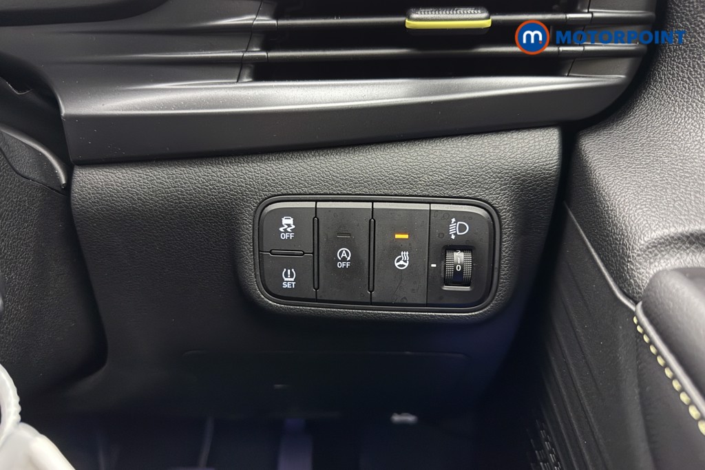 Hyundai I20 Premium Manual Petrol Hatchback - Stock Number (1633215) - 17th supplementary image