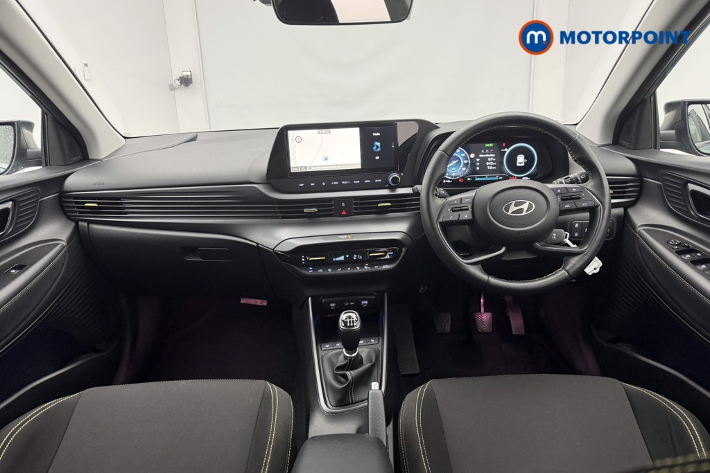 Hyundai I20 Premium Manual Petrol Hatchback - Stock Number (1633215) - 1st supplementary image