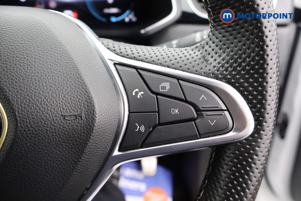 Renault Captur Engineered Automatic Petrol-Electric Hybrid SUV - Stock Number (1633552) - 3rd supplementary image