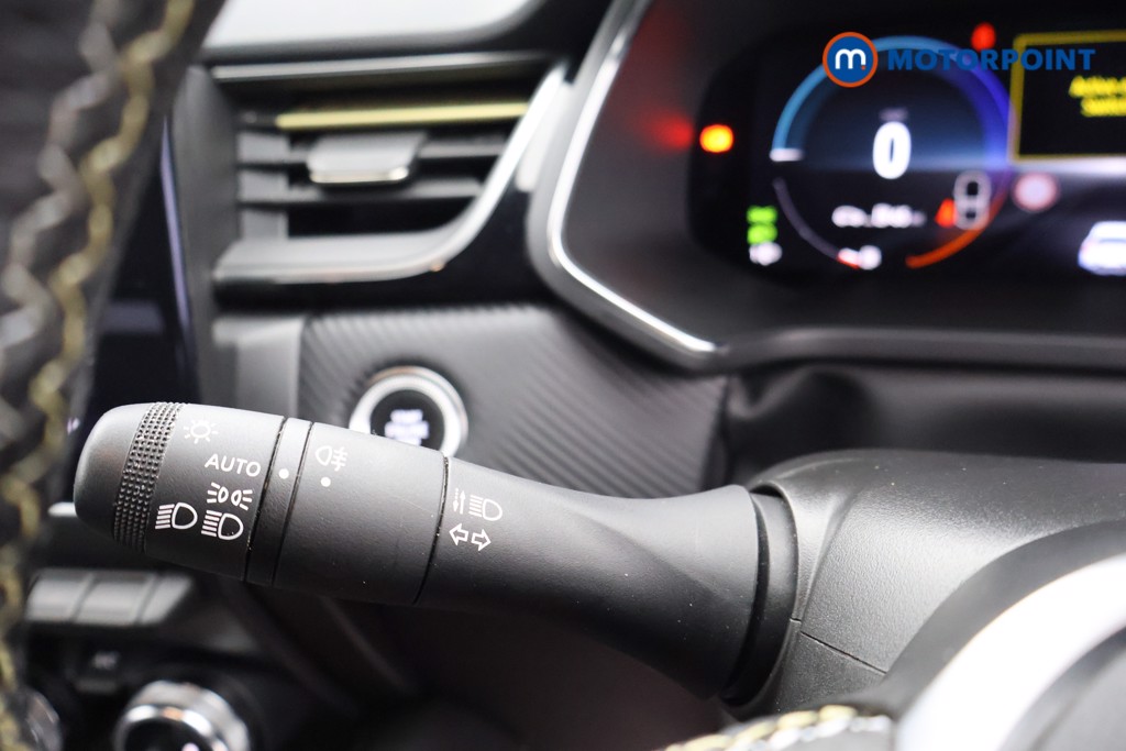 Renault Captur Engineered Automatic Petrol-Electric Hybrid SUV - Stock Number (1633552) - 5th supplementary image