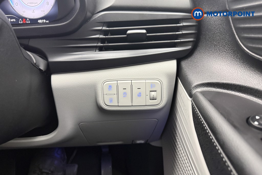 Hyundai I20 Ultimate Automatic Petrol Hatchback - Stock Number (1633569) - 17th supplementary image