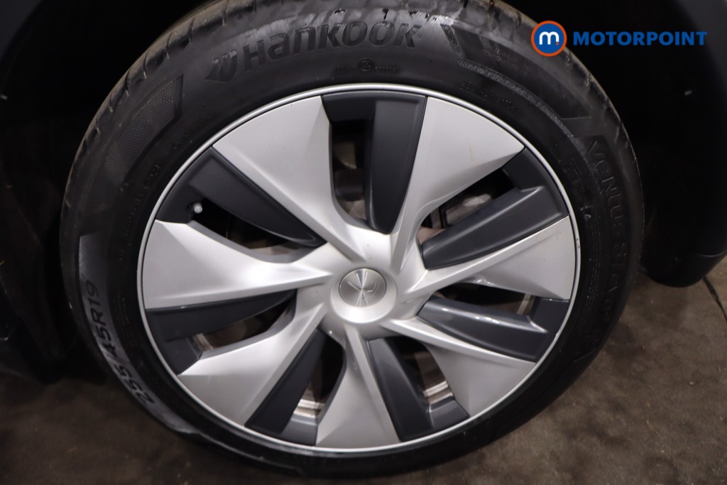 Tesla Model Y Long Range Automatic Electric SUV - Stock Number (1634169) - 11th supplementary image