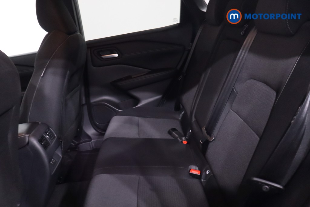 Nissan Qashqai N-Connecta Automatic Petrol-Electric Hybrid SUV - Stock Number (1634201) - 5th supplementary image