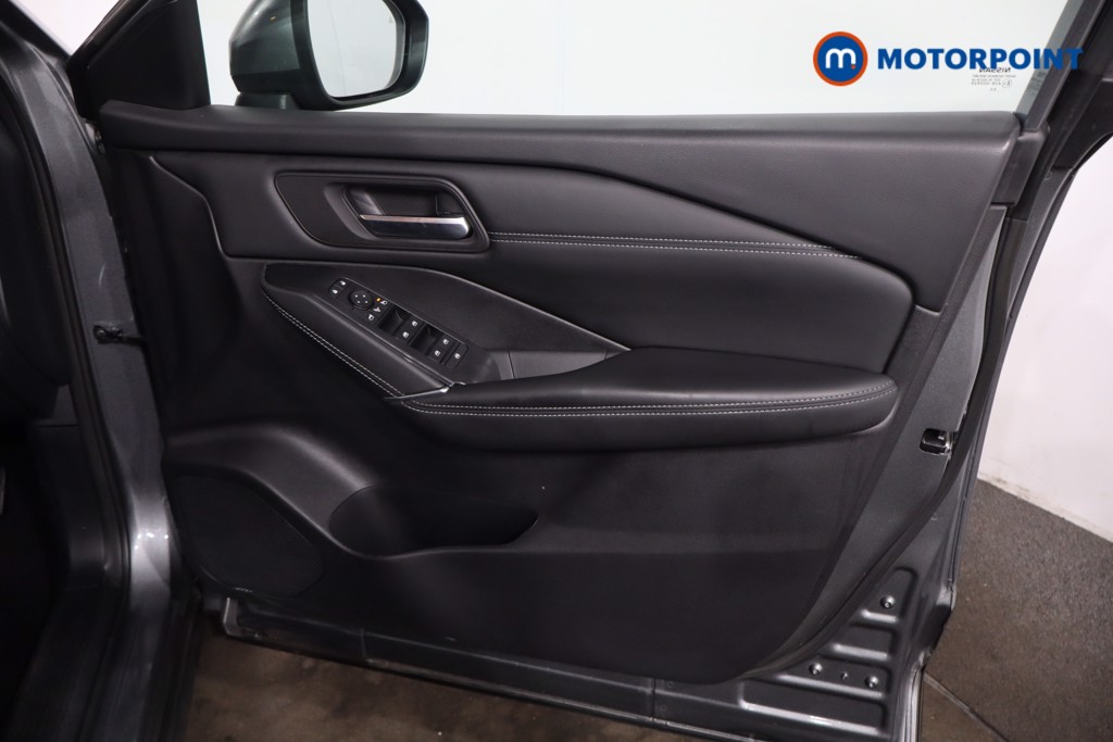 Nissan Qashqai N-Connecta Automatic Petrol-Electric Hybrid SUV - Stock Number (1634201) - 25th supplementary image