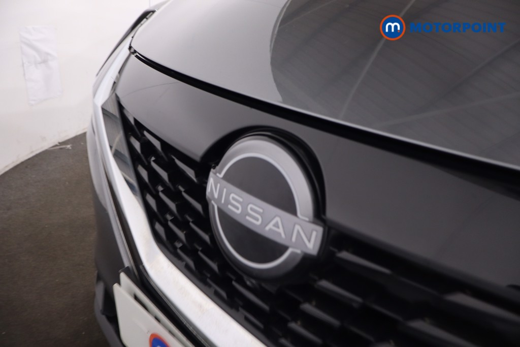 Nissan Qashqai N-Connecta Automatic Petrol-Electric Hybrid SUV - Stock Number (1634201) - 32nd supplementary image