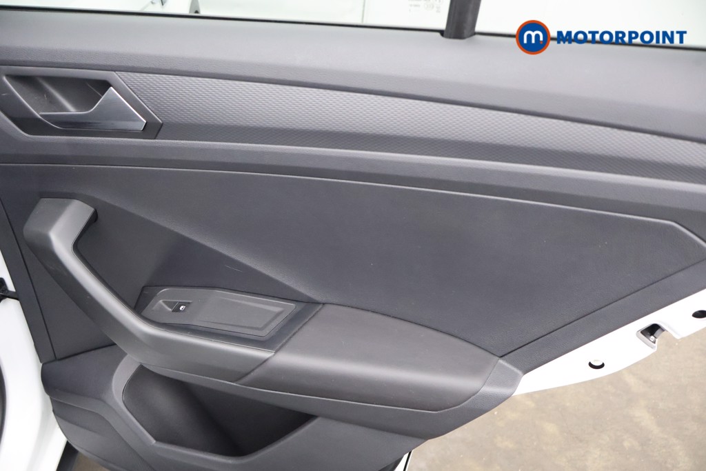 Volkswagen T-Roc R-Line Automatic Petrol SUV - Stock Number (1634445) - 16th supplementary image